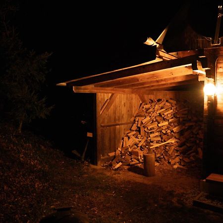Gregor'S Ferienhaus Im Wald Edelschrott Kültér fotó