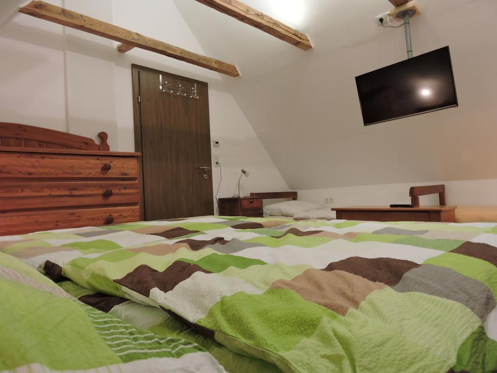 Gregor'S Ferienhaus Im Wald Edelschrott Kültér fotó