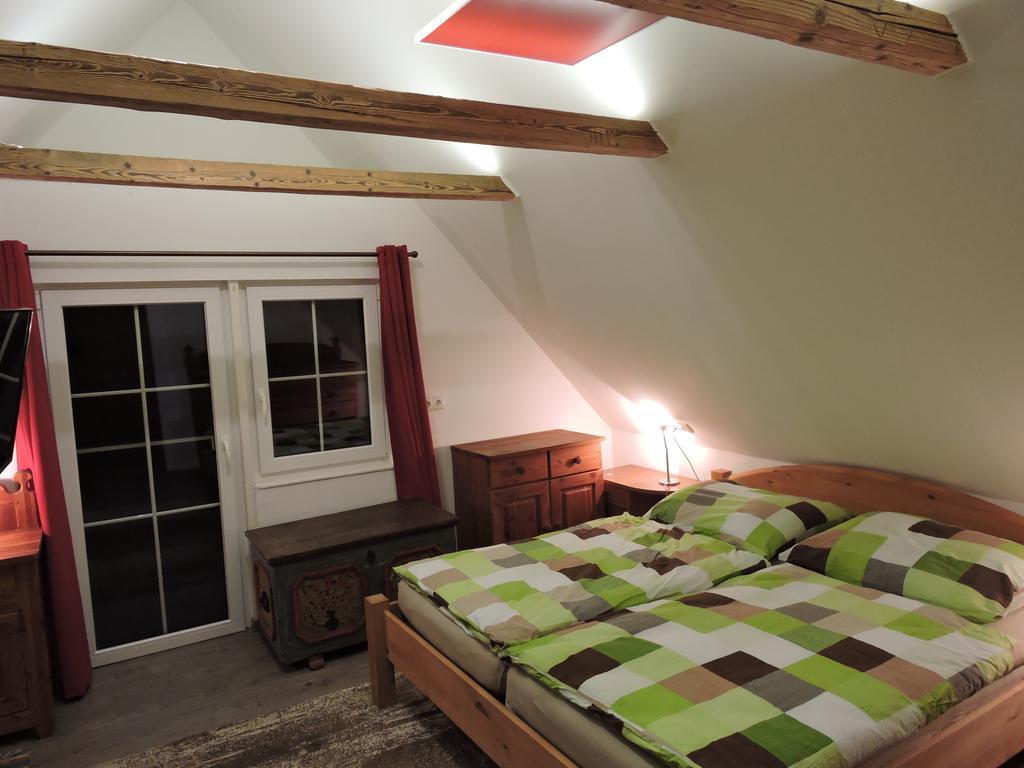 Gregor'S Ferienhaus Im Wald Edelschrott Kültér fotó